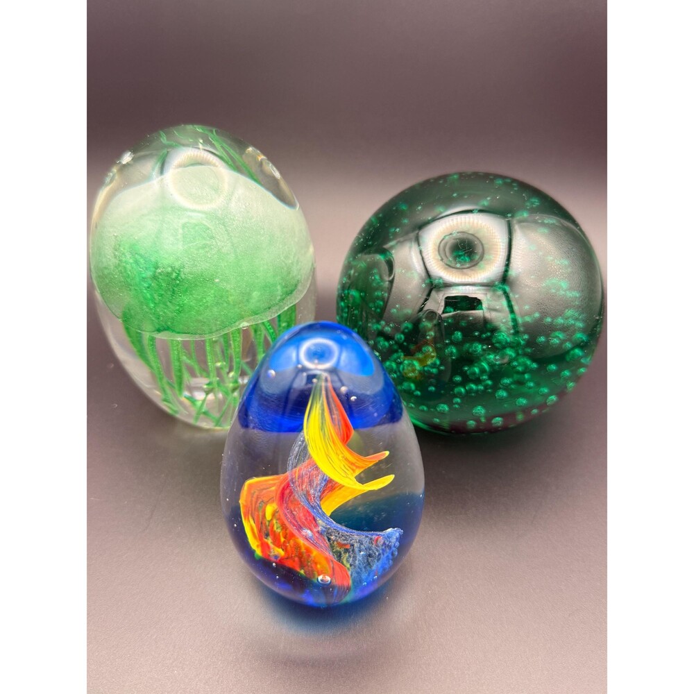 Art Glass Paperweight Set Jellyfish Swirl Orb Decor Trio